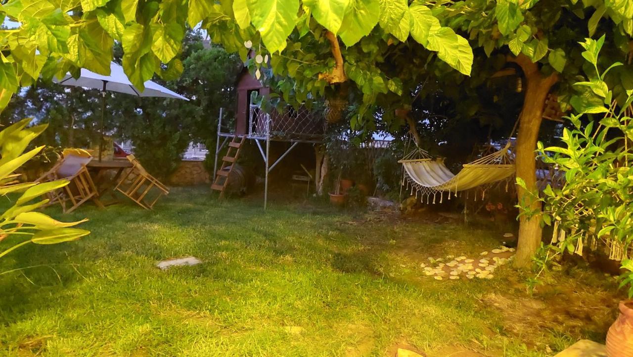Diamant'S Place With Treehouse Garden Kounoupidhianá Eksteriør billede